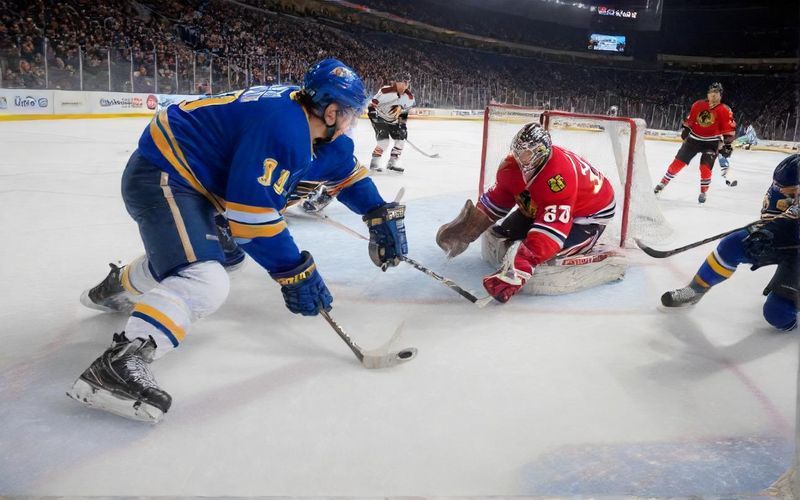 Blues Home for Blackhawks Clash: Key Matchup