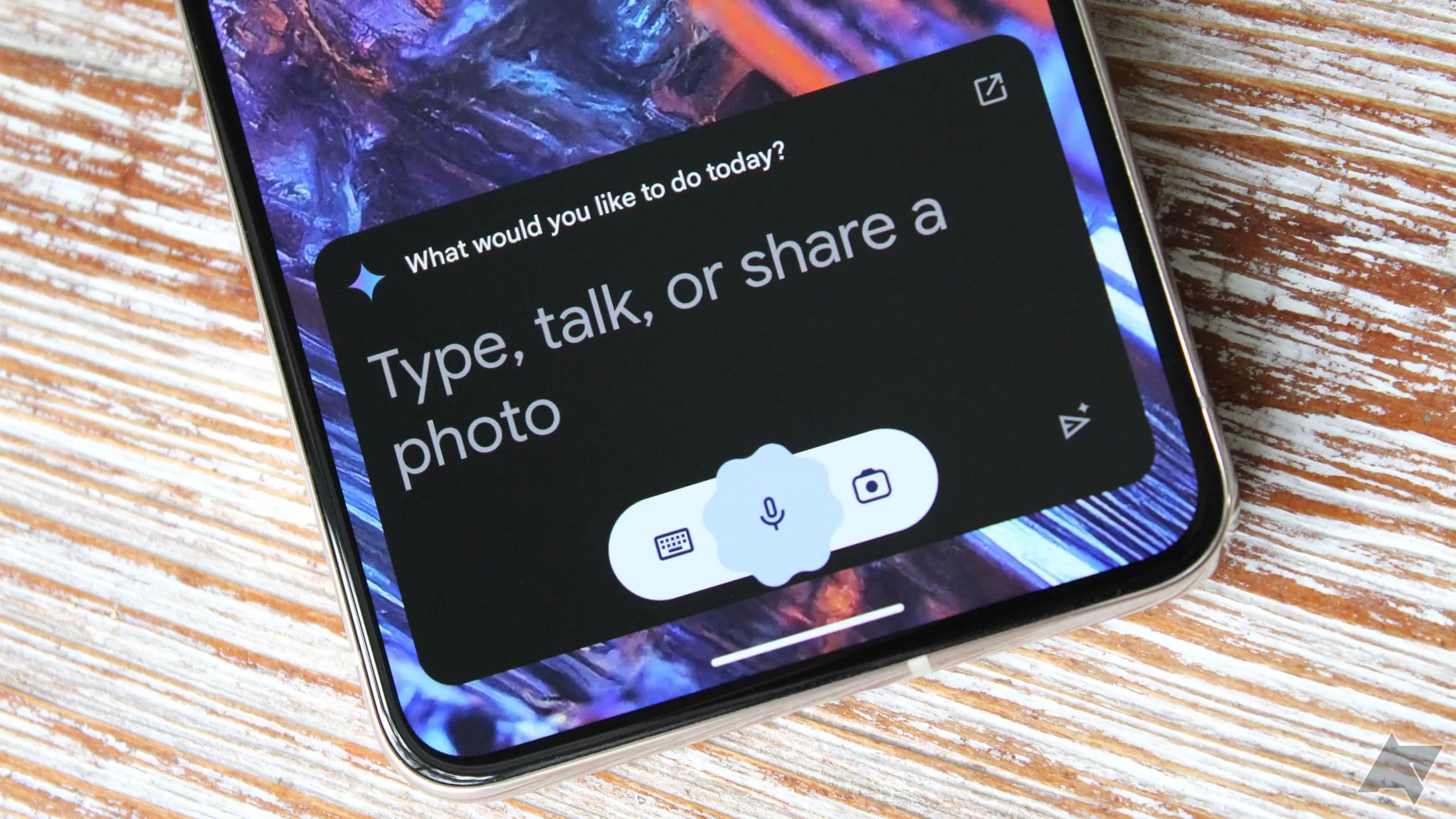 Gemini Live: AI Camera & Screen Share on Pixel 9 & Galaxy S25