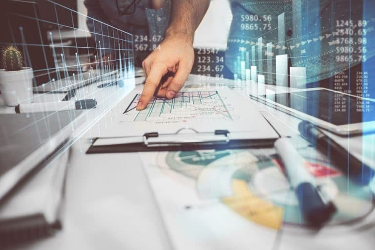 QQQ Stock Soars: Institutional Investors Pile In