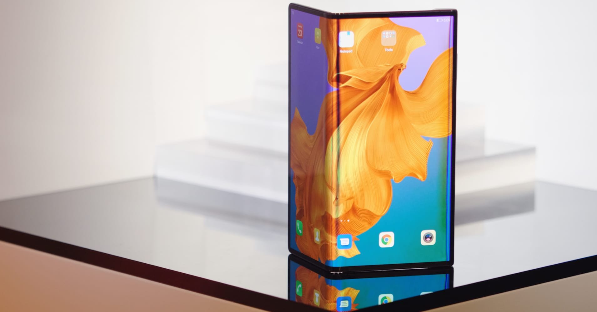 Tesla Stock Plunges: Ark Invest's $2,600 Prediction Challenged